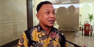 Komisioner Kompolnas, Chairul Anam saat diwawancarai di Gedung TNCC Mabes Polri, Jakarta, Senin (17/3/2025). (Ilham F/Suaranusantara).