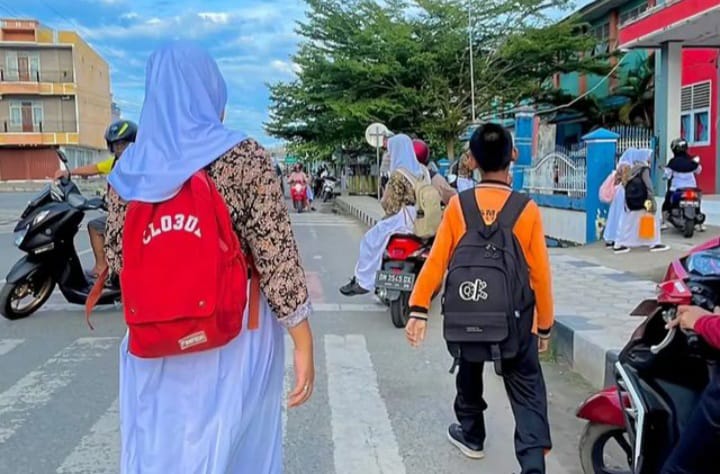 Libur Lebaran 2025 anak sekolah (instagram @jkt.spot)