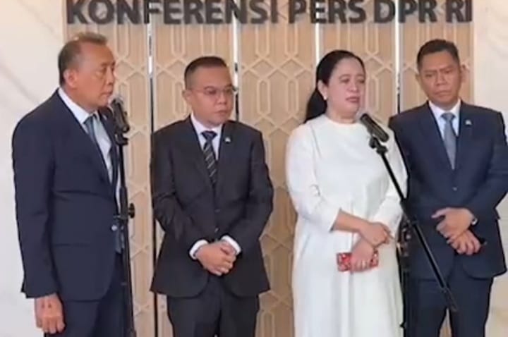 Puan Maharani selaku Ketua DPR RI memberikan keterangan konferensi pers usai mengesahkan RUU TNI jadi UU Kamis 20 Maret 2025 (instagram @dpr_ri)