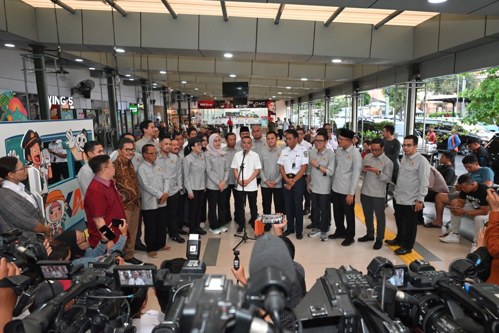 DPR RI Sidak Pasar Senne Jelang Mudik