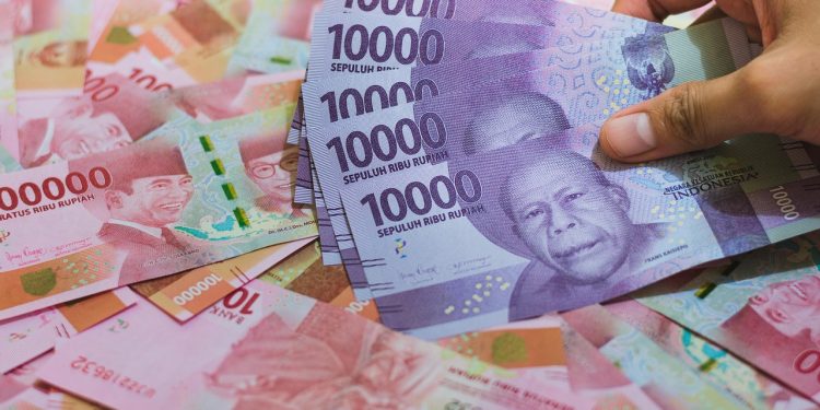 Tips Mengatur Pemanfaatan Uang THR Agar Lebih Bermanfaat