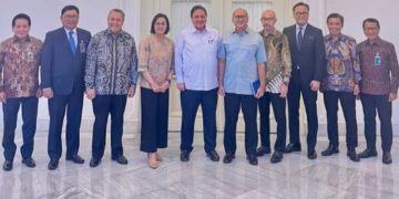 Airlangga Hartarto bersama dua menteri lainnya Sri Mulyani dan Sugioni akan negosiasi ke AS menyoal tarif Trump (instagram @airlanggahartarto_official)