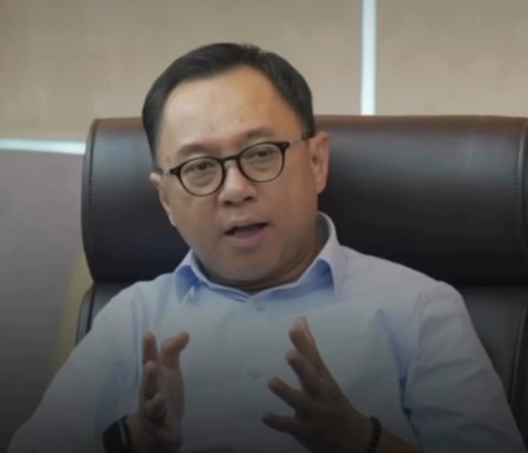 Anggota Komisi XI DPR RI, Marwan Cik Asan (Dok Intagram @marwancikasanofficial).