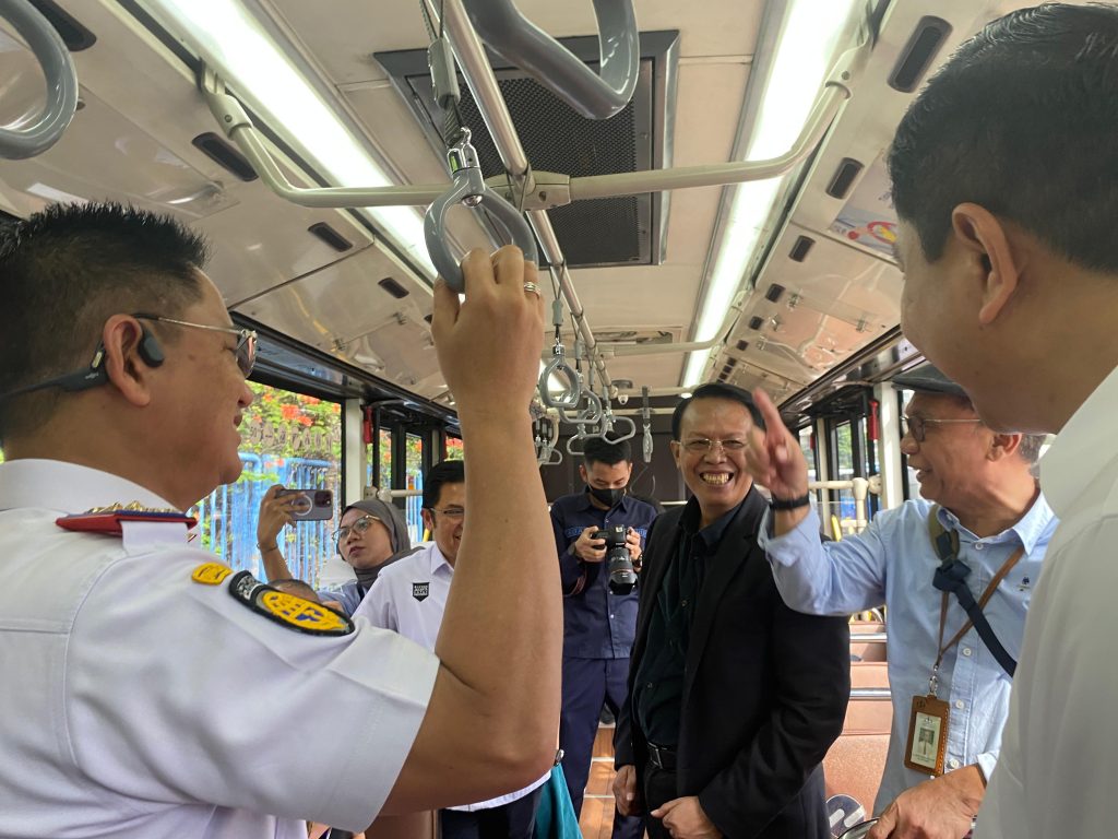Dishu DKI Jakarta uji coba rute TransJakarta-Alam Sutera (Dok Suaranusantara/Aditya)