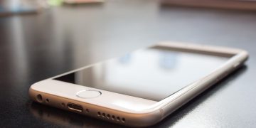 Tips Menjaga Battery Health iPhone Agar Tetap Awet