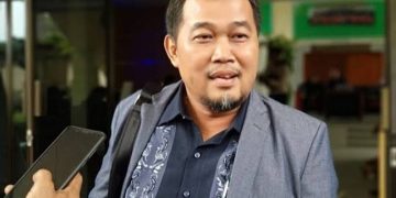 Ketua MAKI desak hadirkan Firli Bahuri dalam persidangan Sekjen PDI Perjuangan Hasto Kristiyanto (instagram @teropongnews.ig)
