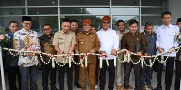 Gubernur Banten Andra Soni meresmikan RSUD Uwes Qorny Cilograng