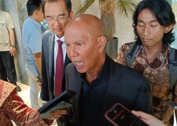 Ketua DPP PDI Perjuangan, Said Abdullah saat diwawancarai di Kompleks Parlemen, Senayan, Jakarta Pusat, Selasa (27/5/2025). (Ilham F/Suaranusantara)