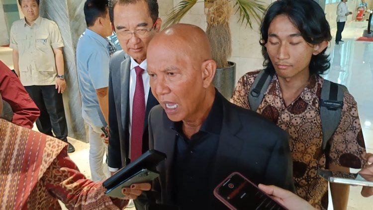 Ketua DPP PDI Perjuangan, Said Abdullah saat diwawancarai di Kompleks Parlemen, Senayan, Jakarta Pusat, Selasa (27/5/2025). (Ilham F/Suaranusantara)