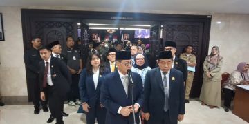 Pramono Anung usai hadiri rapat paripurna DPRD DKI Jakarta (Suaranusantara/Aditya)