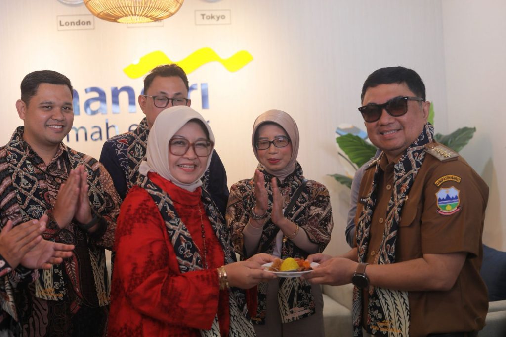 Bank Mandiri Kenalkan Rumah Ekspor Garut