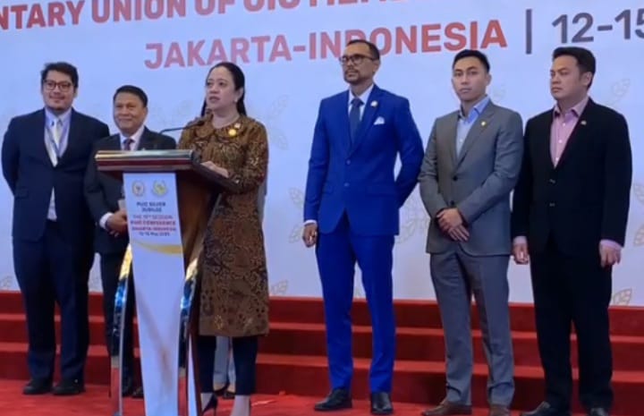 Puan Maharani saat konferensi pers di Komplek Parlemen, Puan resmi menjabat sebagai Presiden Parliamentary Union of the OIC Member States (PUIC) ke-19.