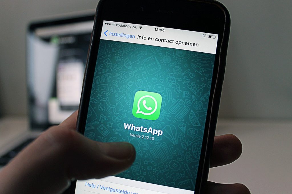 Cara Scan Dokumen Langsung di WhatsApp