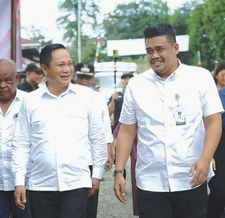Gubernur Sumatera Utara, Bobby Nasution dan Bupati Nias Barat, Eliyunus Waruwu resmi groundbreaking proyek Jembatan Sungai Oyo (Dok Facebook Eliyunus Waruwu).