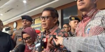 Sekjen PDI Perjuangan, Hasto Kristiyanto di sela persidangan lanjutan yang kembali digelar hari ini Kamis 19 Juni 2025