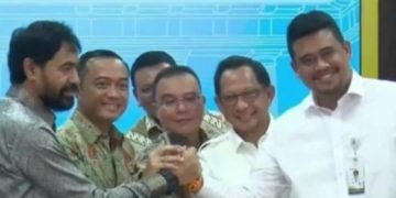 Pemerintah menetapkan empat pulau yakni Pulau Panjang, Pulau Lipan, Pulau Mangkir Gadang, dan Pulau Mangkir Ketek adalah sah milik Aceh. Pengumuman diumumkan oleh Mensesneg Prasetyo Hadi dengan dihadiri Gubernur Aceh Muzakir Manaf, Gubernur Sumut Bobby Nasution, Mendagri Tito Karnavian dan Wakil Ketua DPR RI Sufmi Dasco Ahmad (instagram @prasetyo_hadi28)