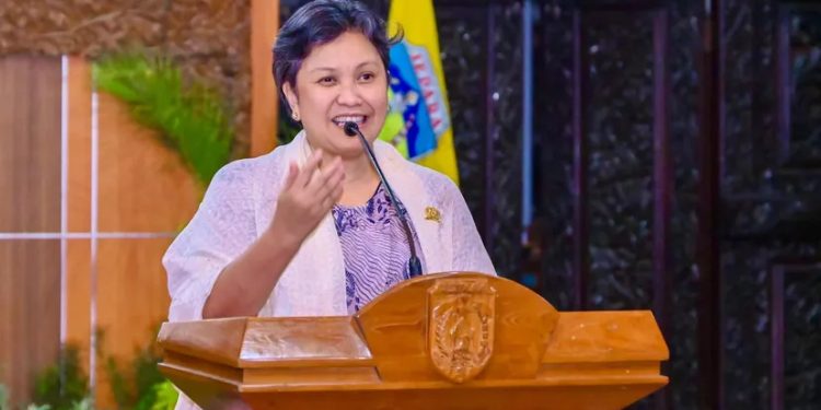 Lestari Moerdijat bicara Hari Batik Nasional 2025 (Instagram @lestarimoerdijat).