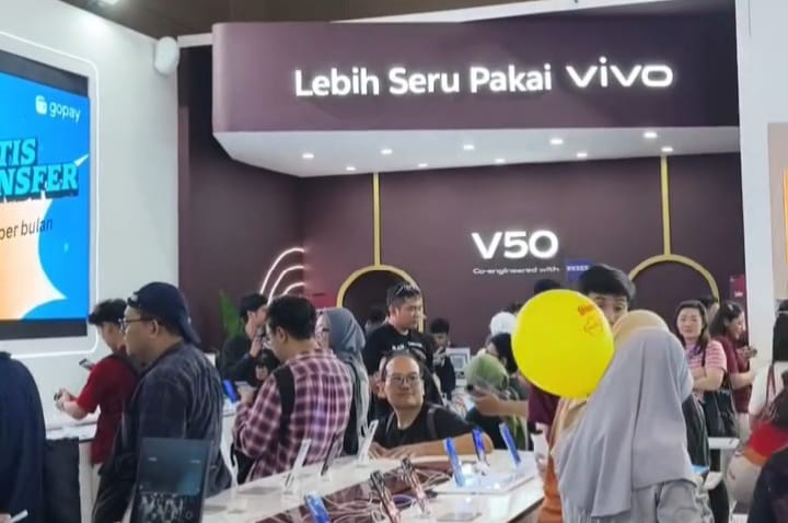 Booth Vivo di Jakarta Fair 2025 (instagram @vivoindonesia)