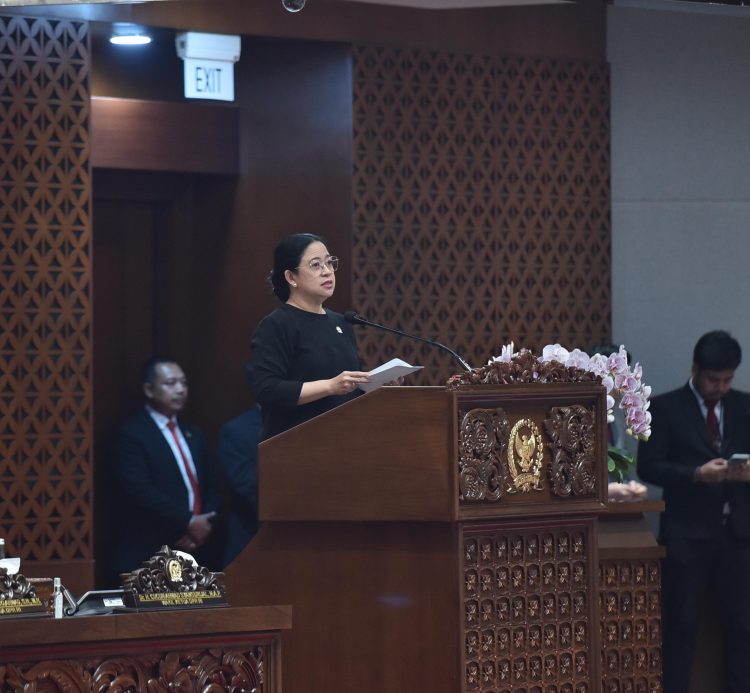 Ketua DPR RI Puan Maharani saat menyampaikan pidato membuka Masa Persidangan IV Tahun Sidang 2024-2025