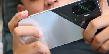 Tampilan Xiaomi Poco F7 yang bakal siap meluncur di Indonesia (instagram @k2gadgets)