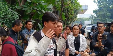 Mahasiswa UI Prodi Ilmu Filsafat FIB, Cho Yong GI alias Kevin saat diwawancarai di Polda Metro Jaya, Selasa (3/6/2025). (Ilham F/Suaranusantara)