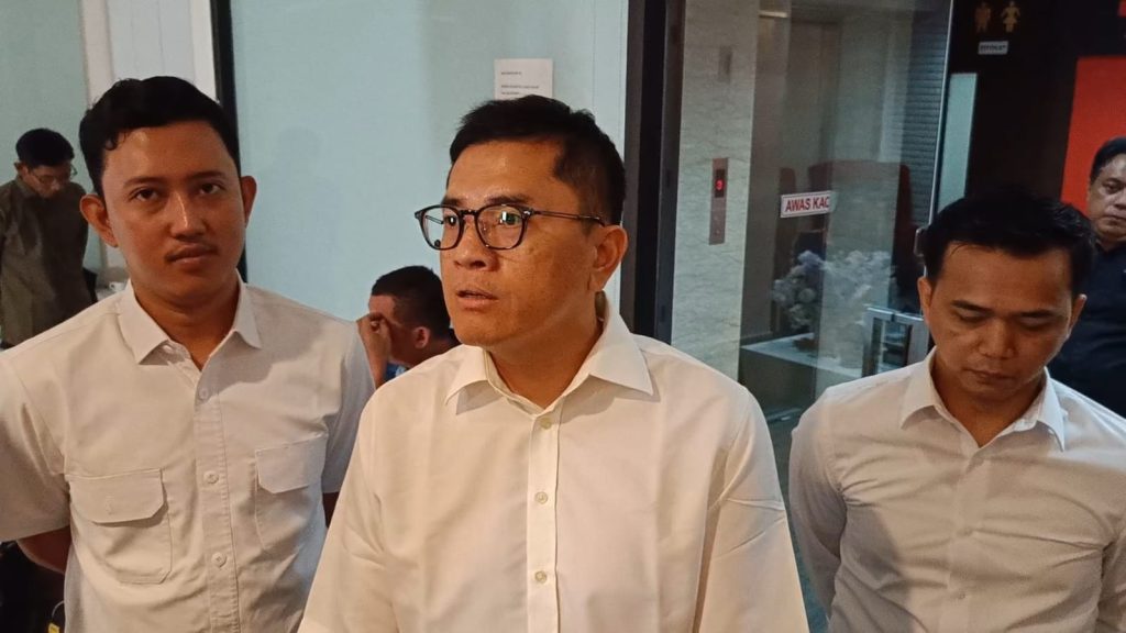 Ketua Steering Committee Kongres PSI, Andy Budiman saat diwawancarai di kantor DPP PSI, Jakarta Pusat, Selasa (24/6/2025). (Ilham F/Suaranusantara)