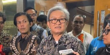 Maqdir Ismail kuasa hukum Sekjen PDI Perjuangan akan mengajukan diri sebagai saksi atas kliennya Hasto Kristiyanto