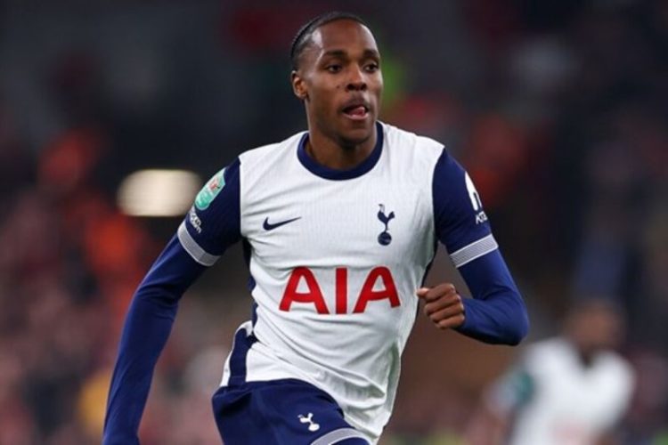 Mathys Tel resmi bergabung dengan Tottenham Hotspur secara permanen dari Bayern Muenchen pada Minggu (15/6/2025).