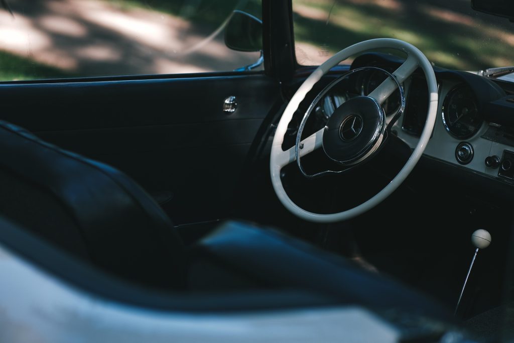 Tips Modif Kelistrikan Mobil Biar Aki Tetap Aman