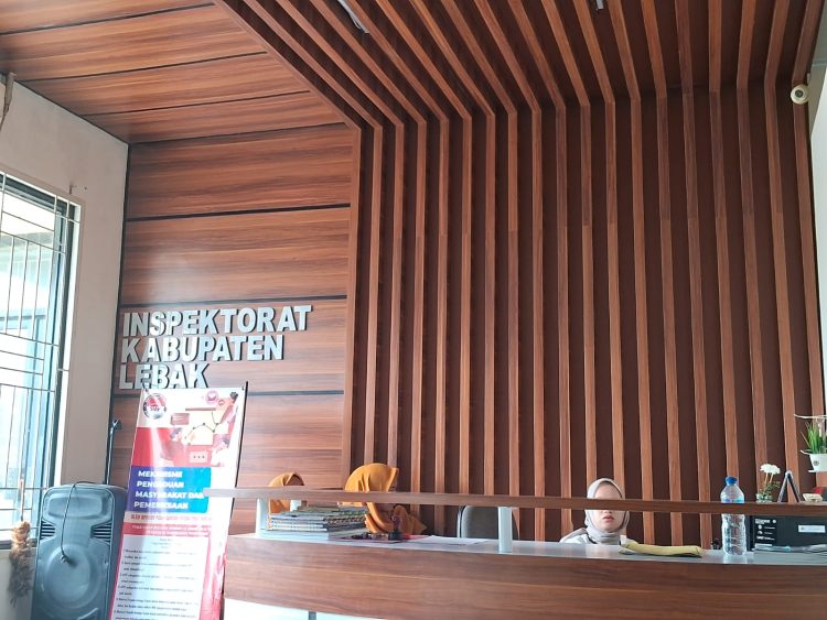 Inspektorat Kabupaten Lebak. Temuan BPK biaya transportasi bagi para peserta workshop selama tiga hari (Def/SuaraNusantara)