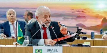 Presiden Brasil saat pidato dalam sambutan KTT BRICS yang digelar Minggu 6 Juli 2025, Presiden RI Prabowo Subianto hadir di sana. Debut pertama Indonesia sejak resmi bergabung menjadi anggota penuh BRICS (Instagram @lulaoficial)