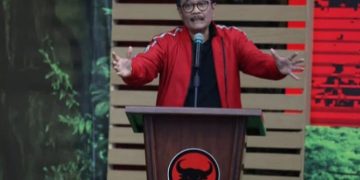 Djarot Saiful Hidayat selaku Ketua DPP PDI Perjuangan saat bicara soal vonis Hasto Kristiyanto dan Tom Lembong (instagram @djarotsaifulhidayat)