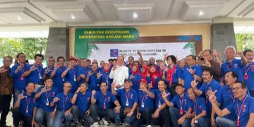 Presiden ke 7 RI Joko Widodo atau Jokowi saat hadiri acara reuni Fakultas Kehutanan UGM, Sabtu 26 Juli 2025 (instagram @jokowi)