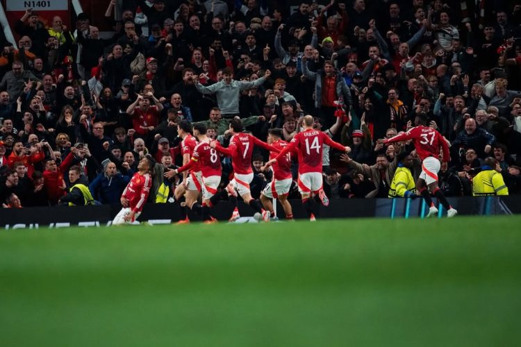 Manchester United vs Leeds United