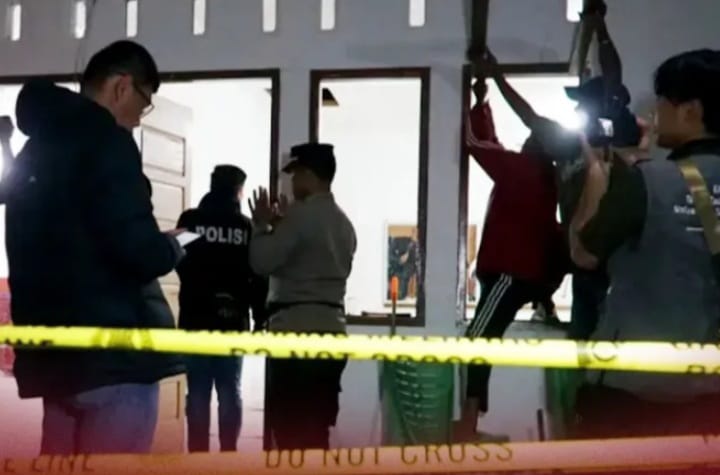 Rumah doa jemaat Kristen di Padang digeruduk warga pada Minggu 27 Juli 2025 (instagram @fgmedia.official)