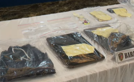 Alat bukti yang dikumpulkan PMJ saat konferensi pers meninggalnya diplomat ADP