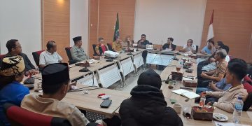 Audiensi nelayan dan koperasi dengan Komisi II DPRD Lebak.(Def/SuaraNusantara)