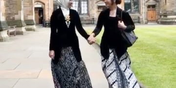 Unggahan istri Ridwan Kamil, Atalia Prataya bersama sang putri Camillia Laetitia Azzahra. Sang putri tengah merayakan pertambahan usia (instagram @ataliapr)