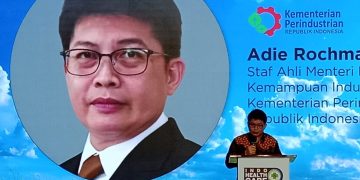 Staf Ahli Menteri Bidang Penguatan Kemampuan Industri Dalam Negeri Adie Rochmanto Pandiangan memberi sambutan di pameran Indo healthcare Gakeslab Expo 2025 di Jakarta (suaranusantara.com)