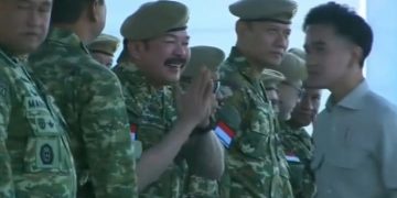 Momen Wapres RI Gibran Rakabuming Raka tak salami para menteri Kabinet Merah Putih (instagram @wakandafolk)