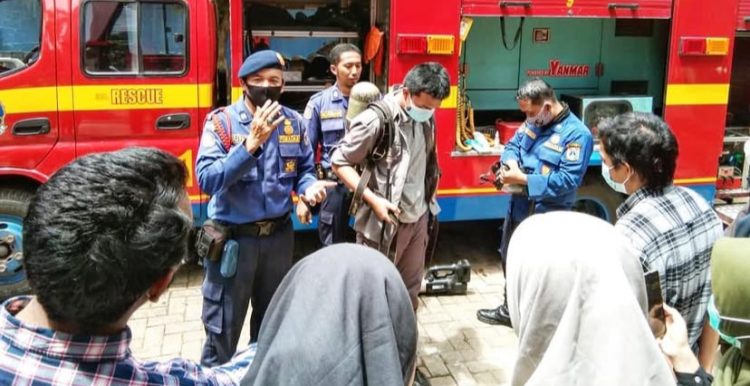 Petugas Pemadam Kebakaran (Damkar) DKI Jakarta (Dok Istimewa).