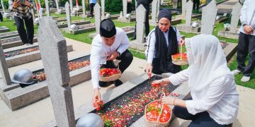 Kaesang Pangarep ziarah ke TMP Kalibata