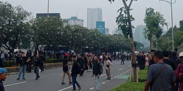 Polisi pukul mundur pendemo di DPR RI 25 Agustus 2025