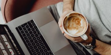 Aplikasi Nonton Film Terbaik di Laptop untuk Pengalaman Menonton Maksimal