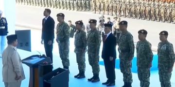 Presiden RI Prabowo Subianto di Batujajar, Minggu 10 Agustus 2025 anugerahkan jenderal kehormatan dan pangkat kehormatan kepada purnawirawan TNI (instagram @officialinewstv)