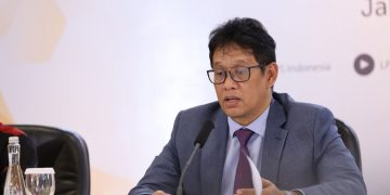 Purbaya Yudhi Sadewo banjir kritikan terkait menanggapi soal tuntutan 17+8