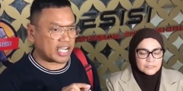 Uya Kuya perdana muncul di publik usai rumahnya di jarah massa (instagram @rumpi_gosip)