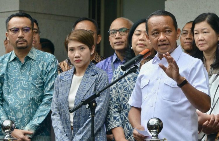 Bahlil Lahadalia respon soal kelangkaan BBM