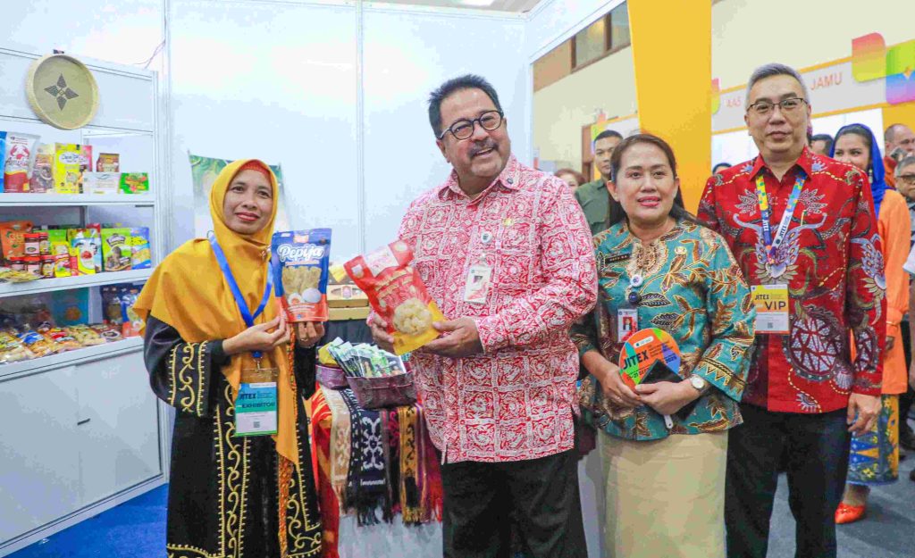 Wakil Gubernur DKI Jakarta, Rano Karno, meresmikan pembukaan Jakarta International Investment, Trade, Tourism, and Expo (JITEX) 2025 (Dok: Diskominfotik)