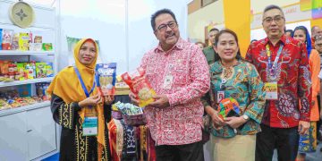 Wakil Gubernur DKI Jakarta, Rano Karno, meresmikan pembukaan Jakarta International Investment, Trade, Tourism, and Expo (JITEX) 2025 (Dok: Diskominfotik)